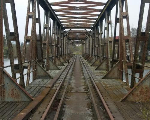 nieczynny most kolejowy w Mikołajkach
